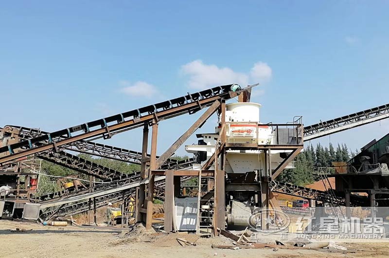 固定式建筑垃圾制砂機(jī)作業(yè)現(xiàn)場(chǎng)